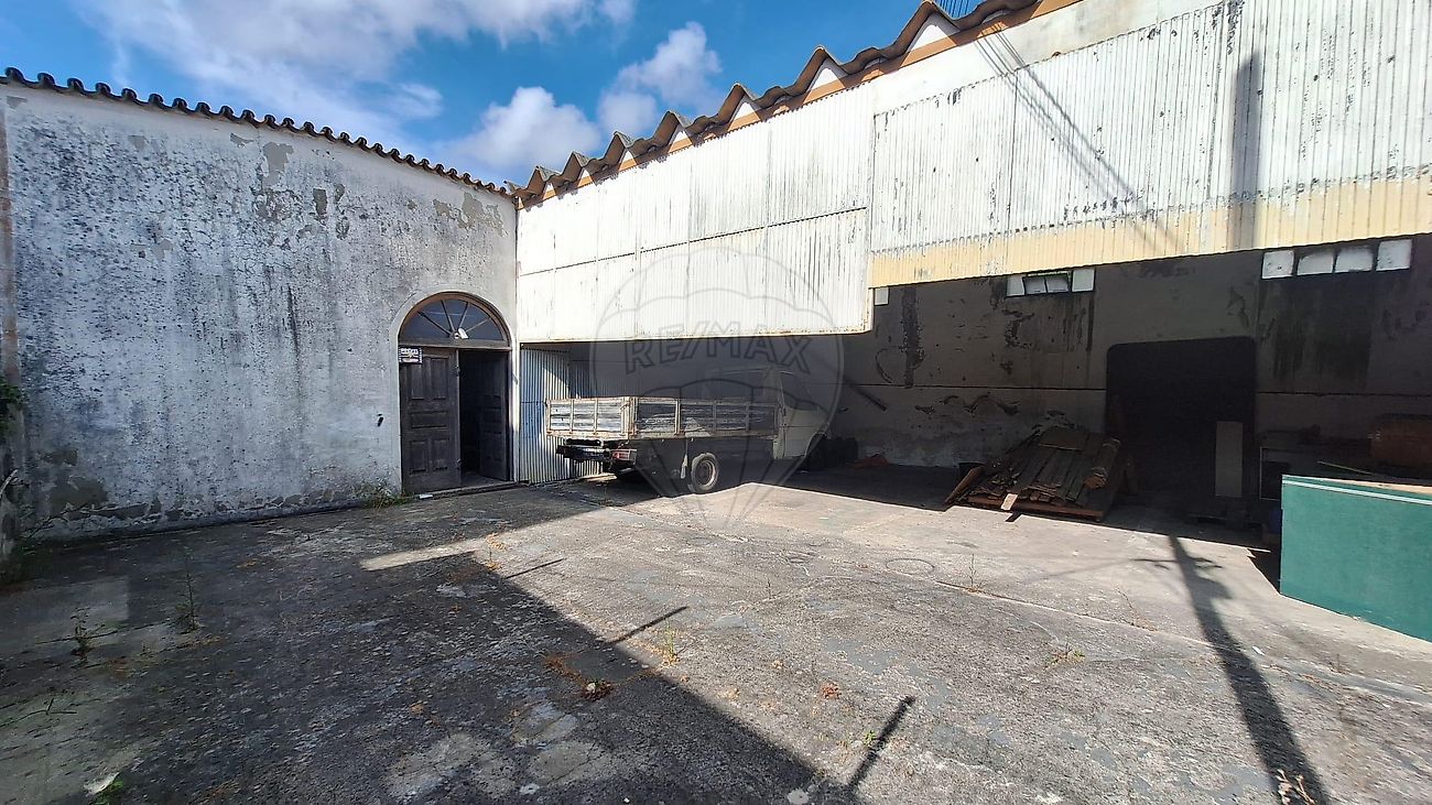 Land for sale in Gondomar, Portugal — €480,000