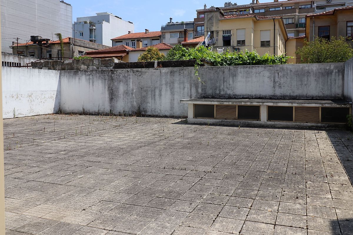 listing 120741172-605 picture-0