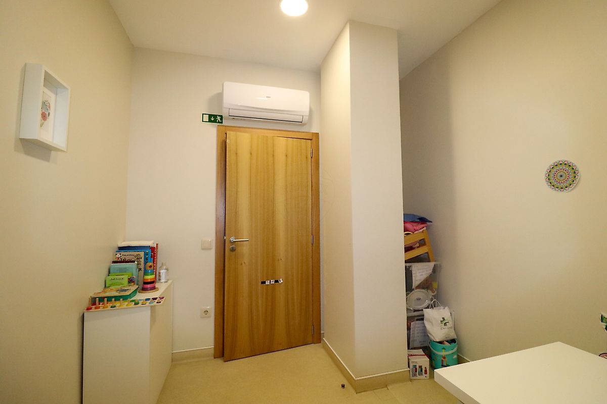 listing 120741172-605 picture-0