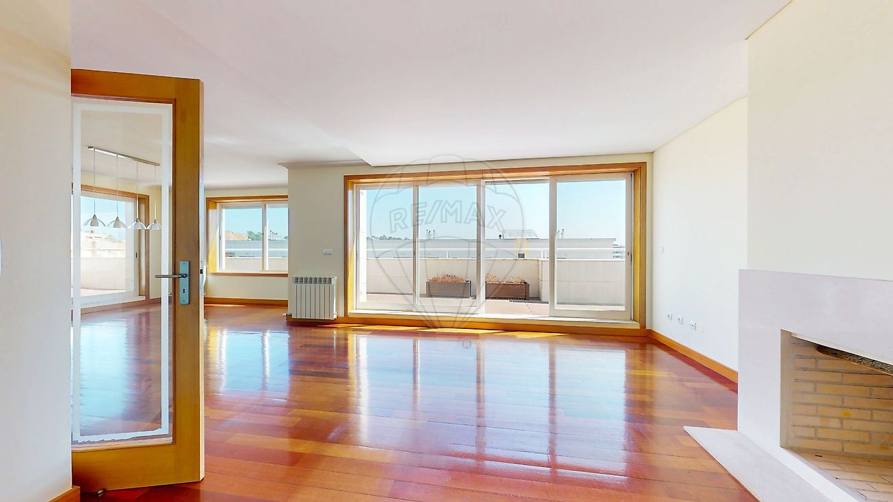 listing 120741172-608 picture-0