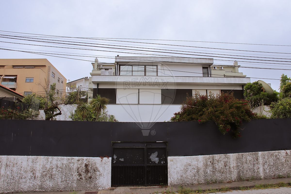 Moradia T3 em Mafamude e Vilar do Paraíso, €420.000