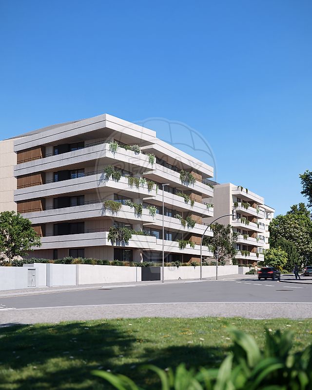 Apartamento T3 à venda em Porto