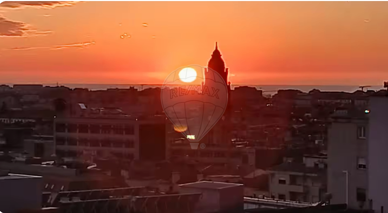 Apartamento T3 à venda em Porto