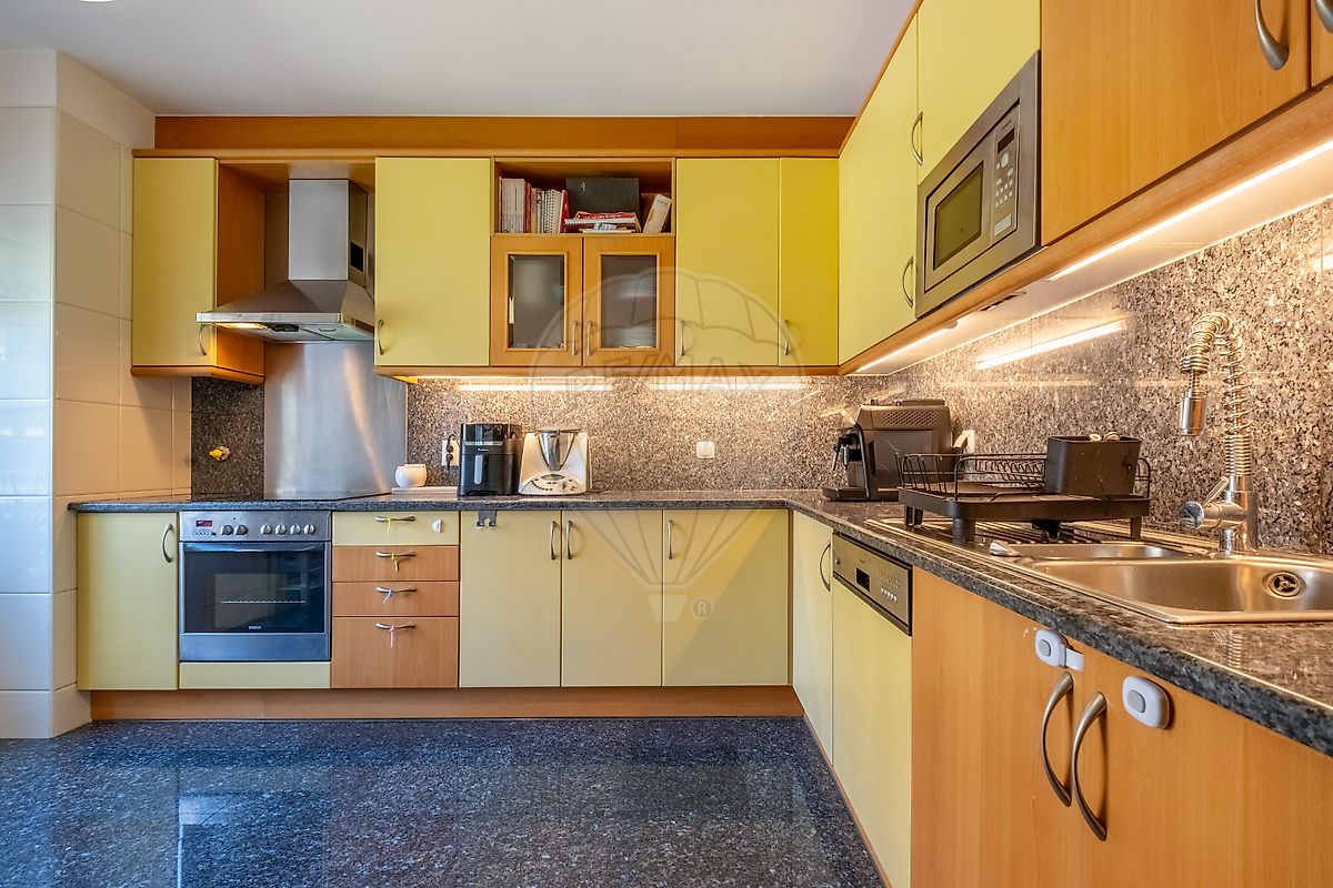 Apartamento T3 à venda em Lordelo do Ouro e Massarelos, Porto — foto 15