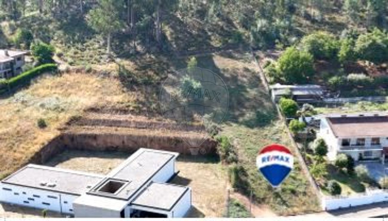 Land for sale in Santo Tirso, Portugal — €75,000