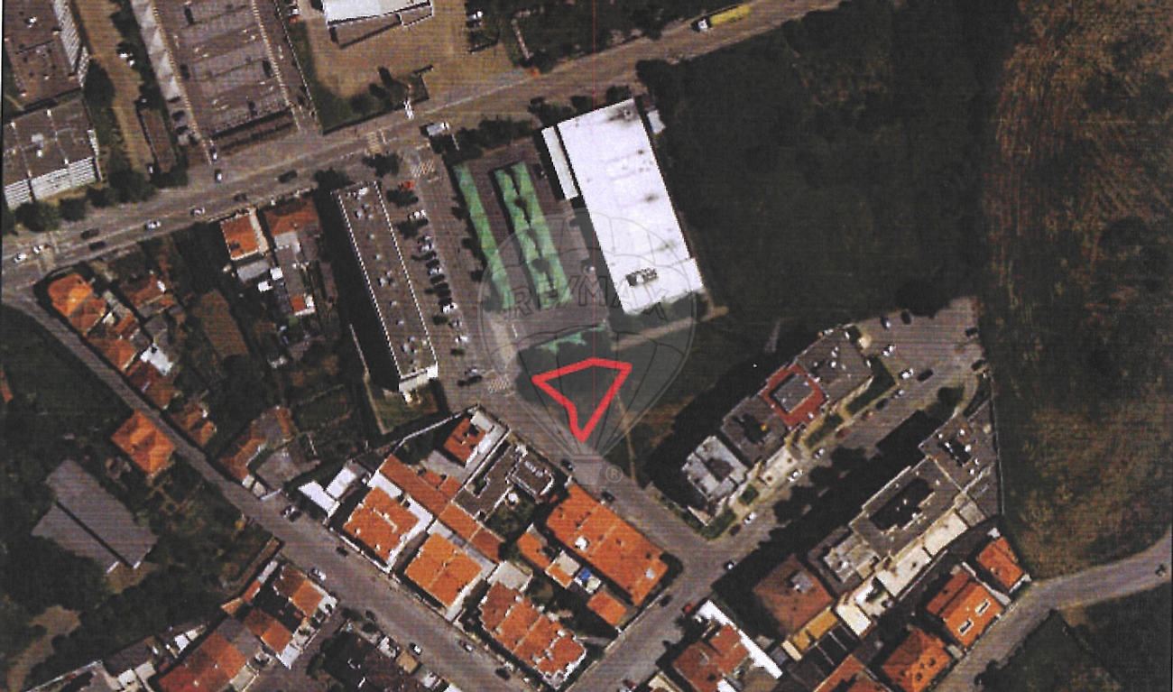 Land for sale in Matosinhos, Portugal — €115,000