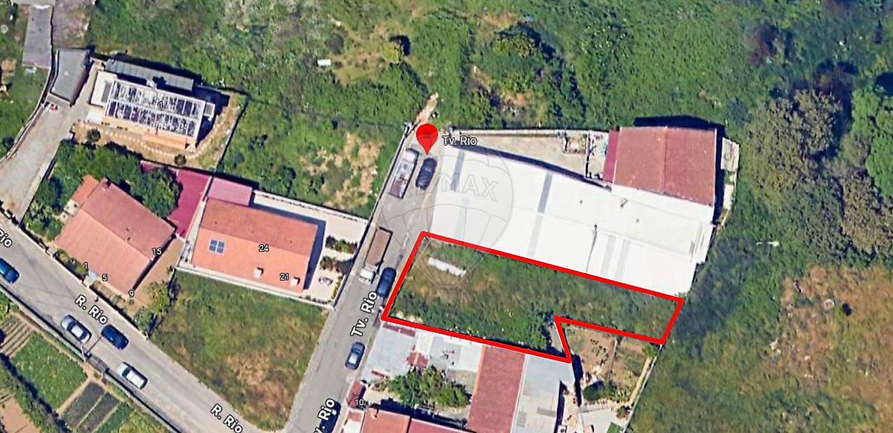 Land for sale in Vila Nova de Gaia, Portugal — €65,000