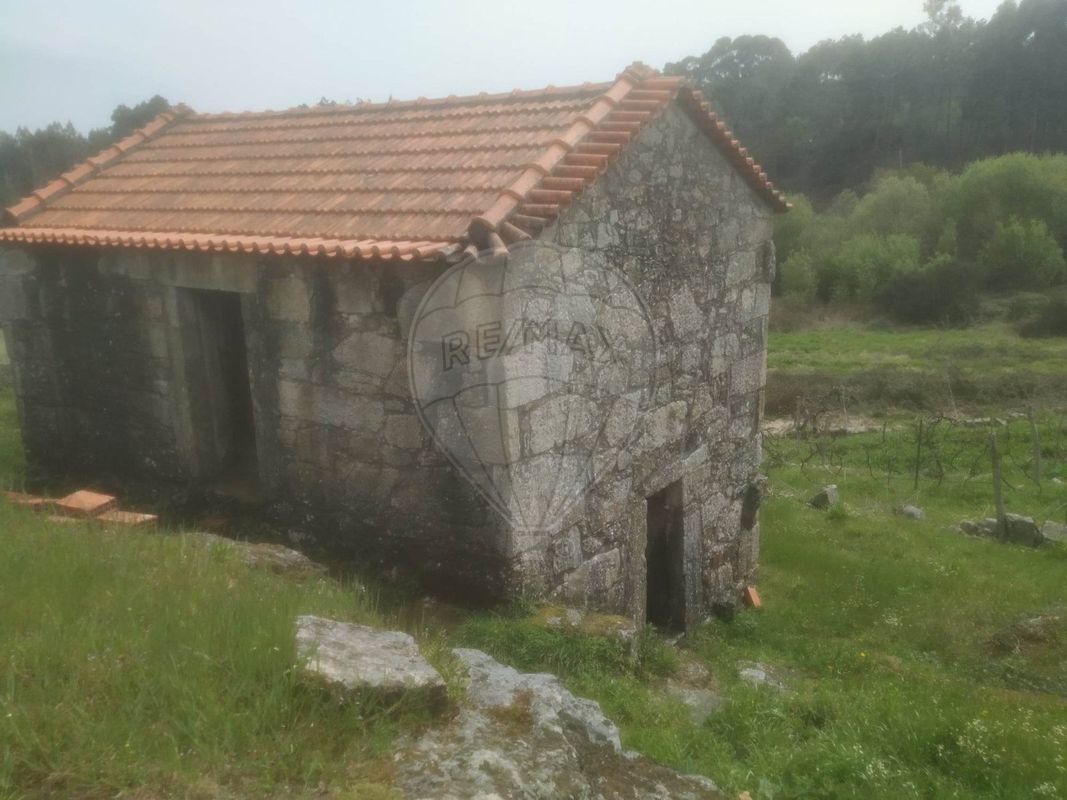 Moradia T0 para venda