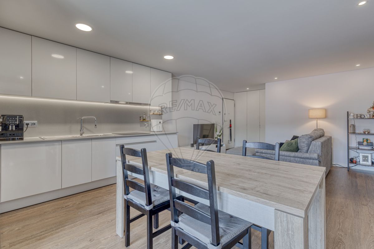 listing 120781216-129 picture-0