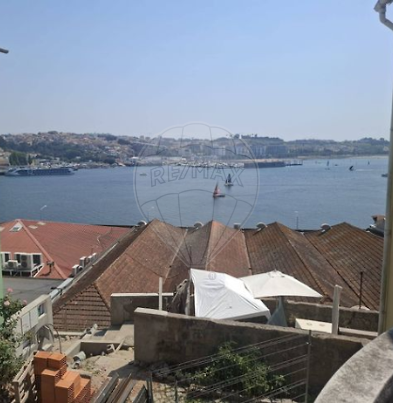 Moradia T2 à venda em Porto