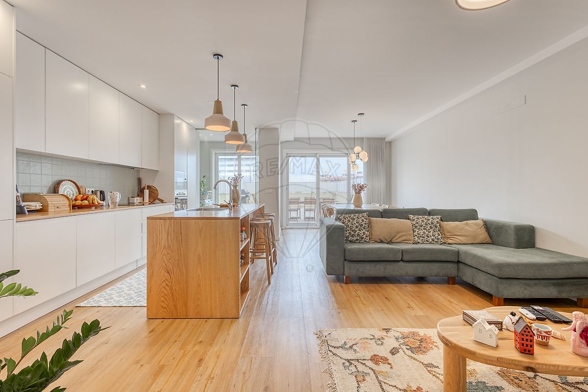 Apartamento T2 à venda em Vila Nova de Gaia