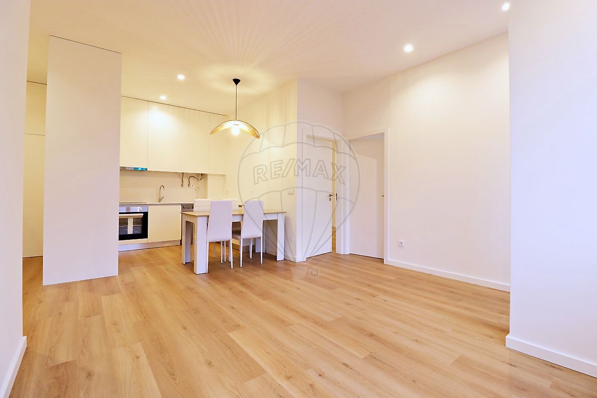 Apartamento T2 à venda em Vila Nova de Gaia