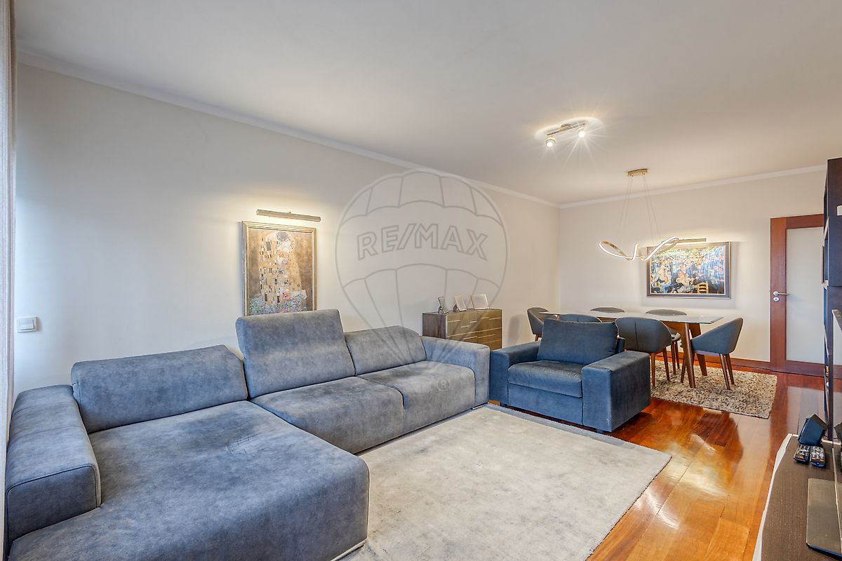 Apartamento T2 à venda em Maia