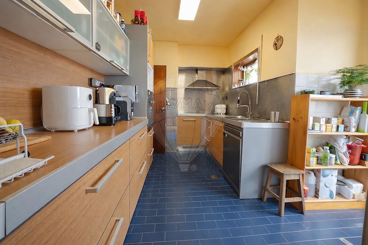 Apartamento T3 à venda em Maia