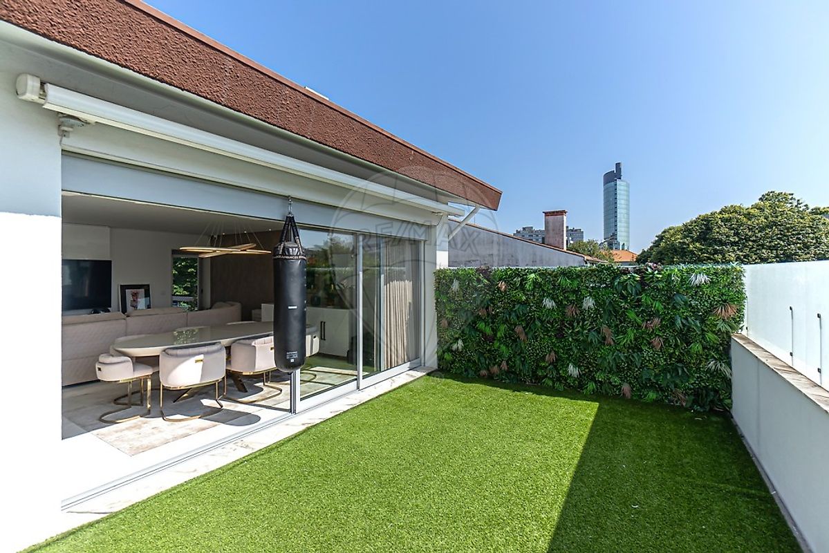 Apartamento T3 à venda em Maia