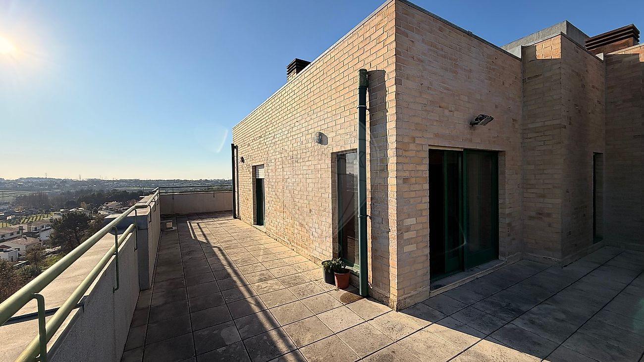 Apartamento T2 à venda em Maia