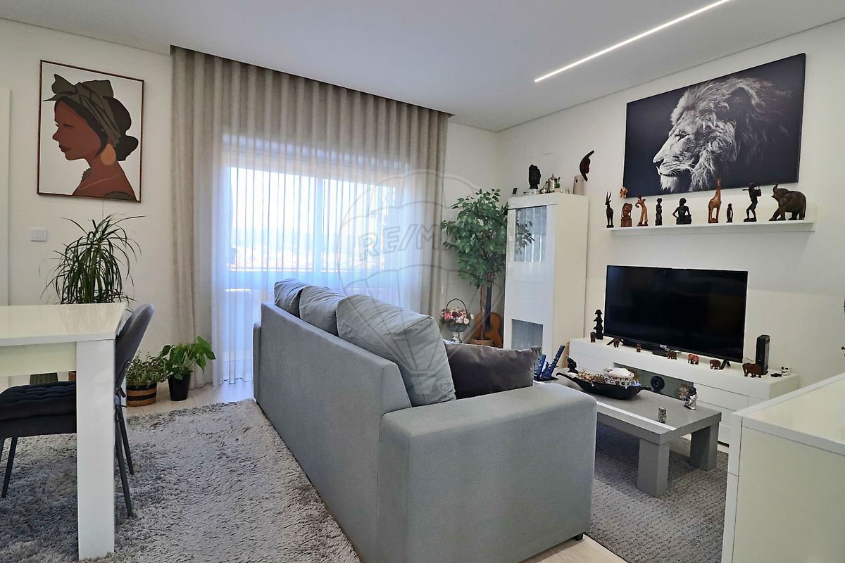 Apartamento T2 à venda em Valongo