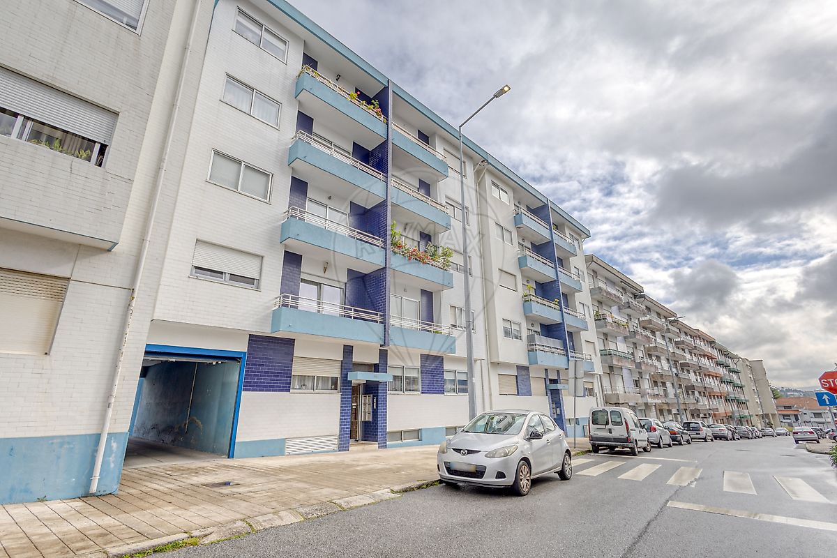 Apartamento T3 à venda em Maia
