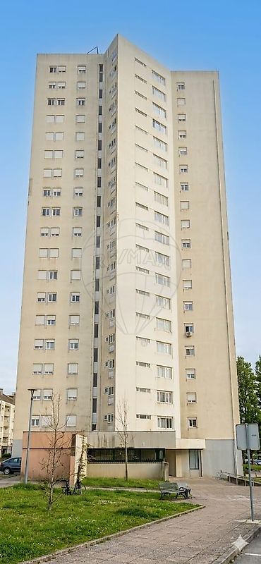Apartamento T4 à venda em Porto