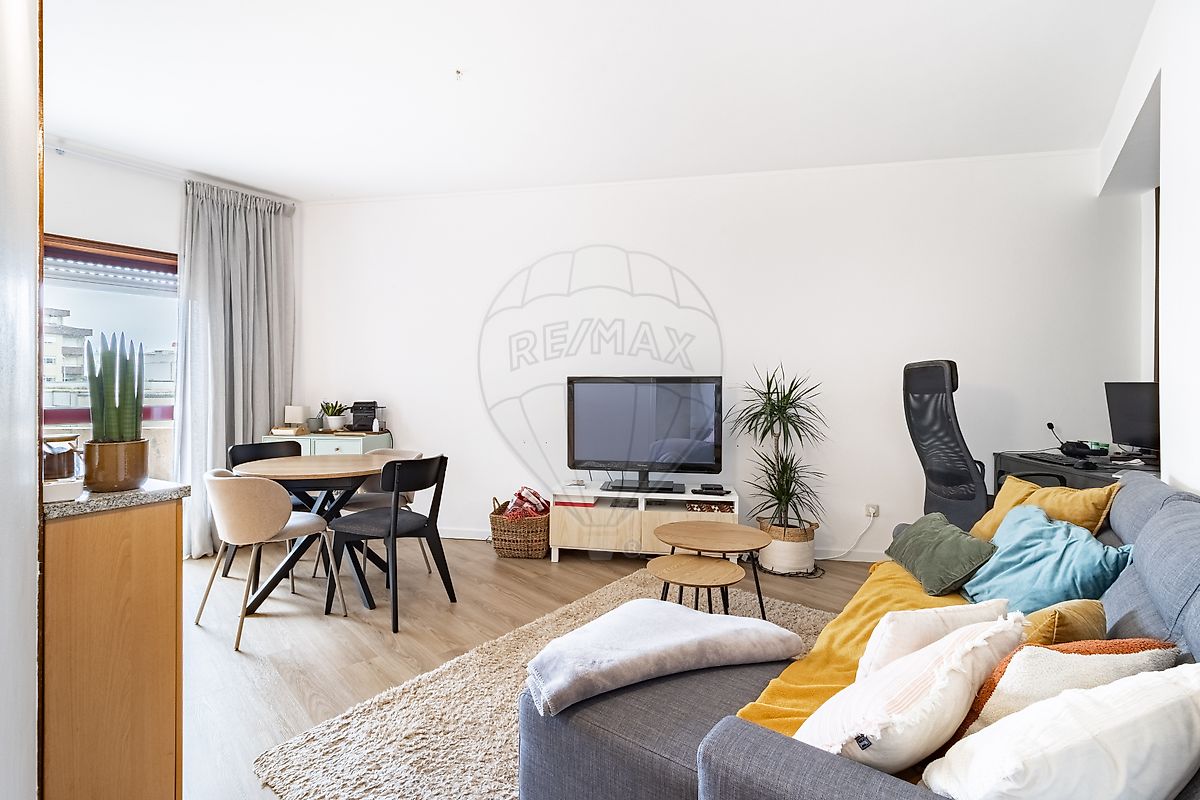 Apartamento T1 à venda em Maia
