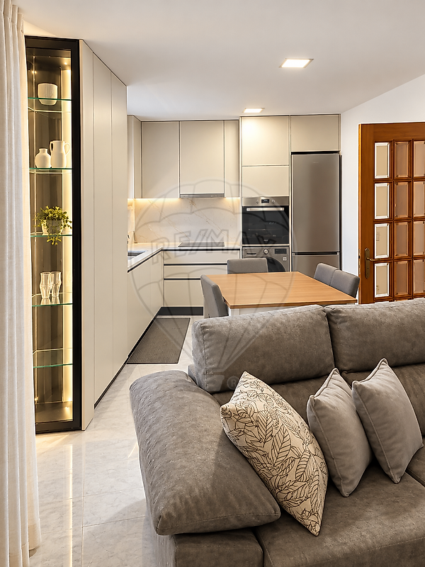 Apartamento T2 em Lobão, Gião, Louredo e Guisande, €265.000
