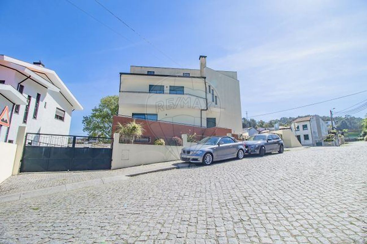 Moradia T4 - Águas Santas, Maia, Porto