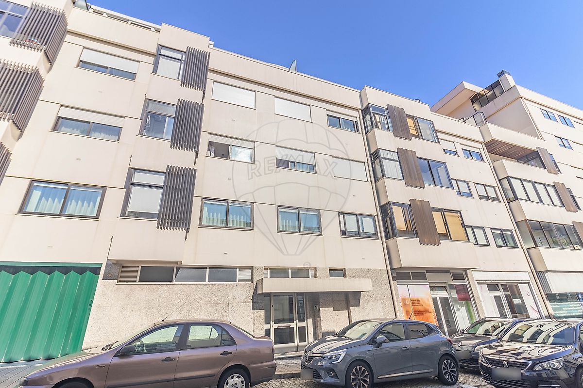 Apartamento T1 para arrendar em Porto