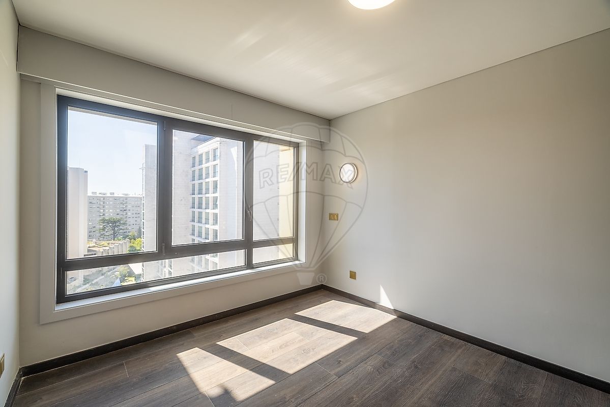 Apartamento T4 à venda em Lordelo do Ouro e Massarelos, Porto — foto 22