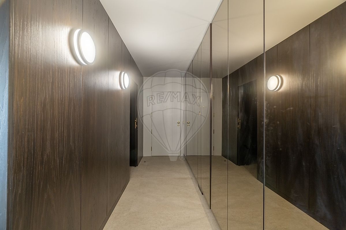 Apartamento T4 à venda em Lordelo do Ouro e Massarelos, Porto — foto 27