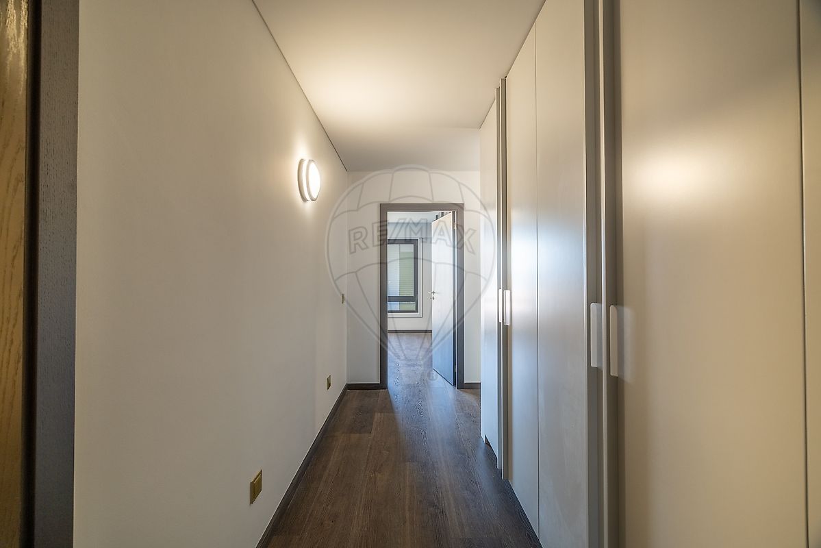 Apartamento T4 à venda em Lordelo do Ouro e Massarelos, Porto — foto 25