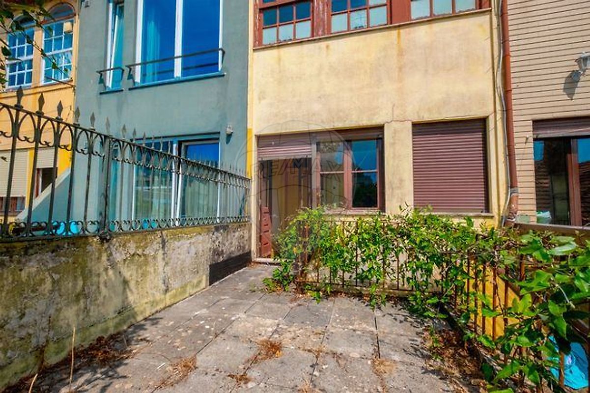 Apartamento T4 à venda em Porto