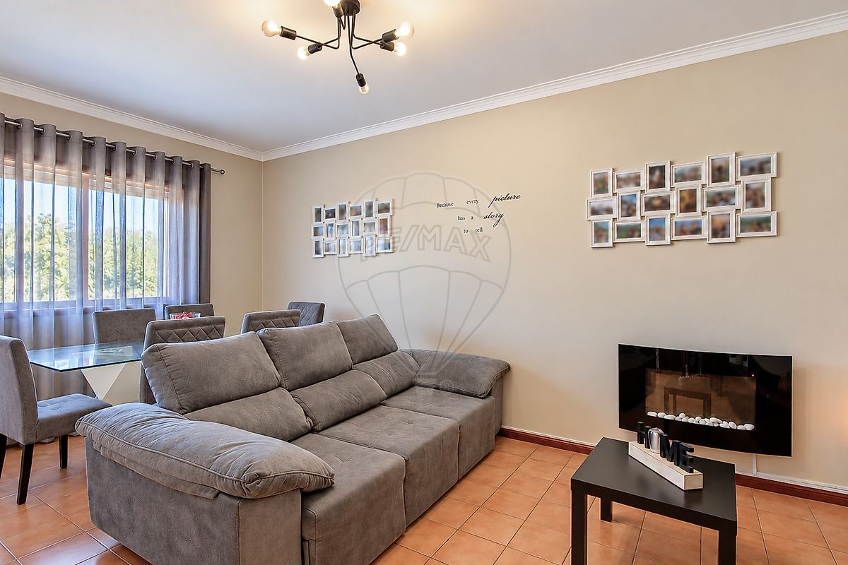 Apartamento T2 - Gulpilhares e Valadares, Vila Nova de Gaia, Porto