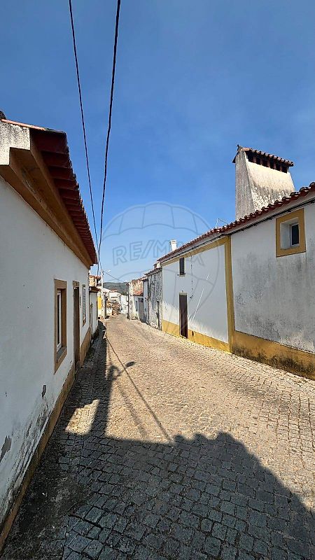Moradia T4 para venda