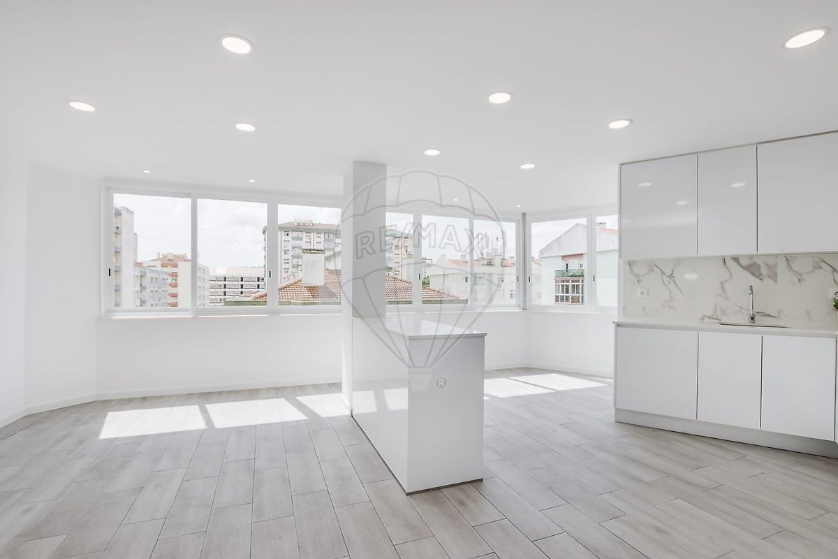 Apartamento T2 à venda em Sintra