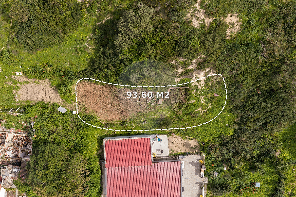 Terreno à venda em Almada