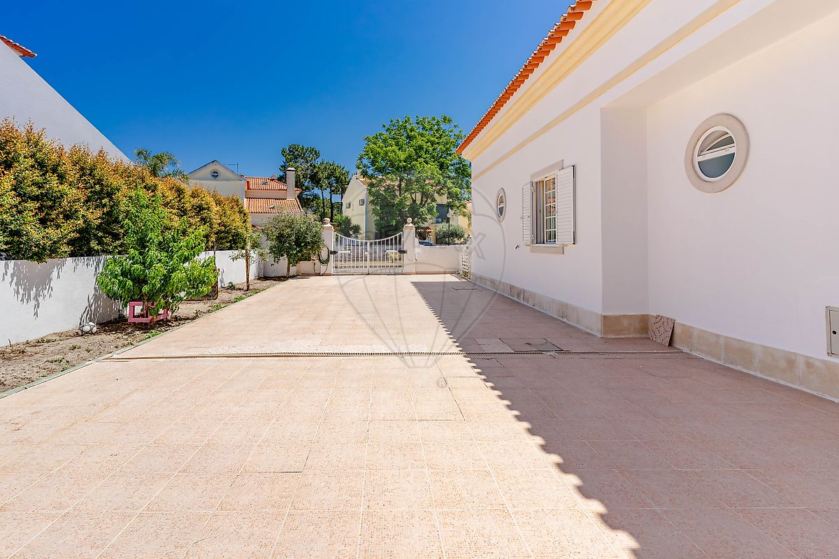 listing 120861106-372 picture-0
