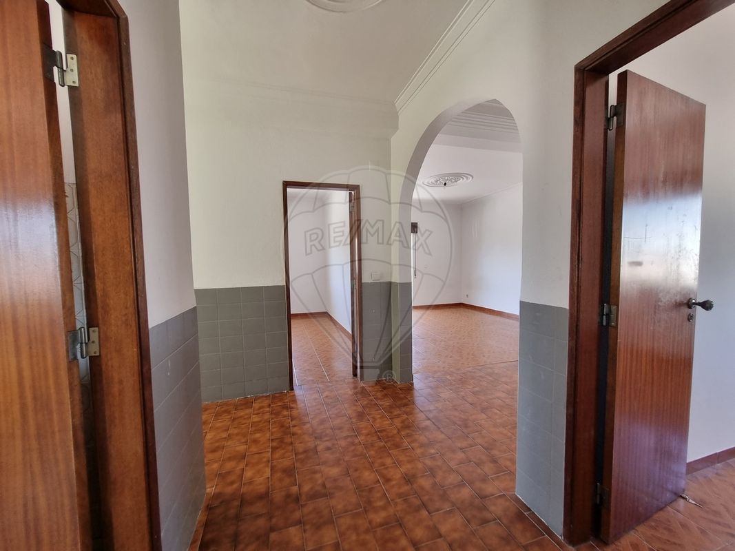 listing 120861289-25 picture-0