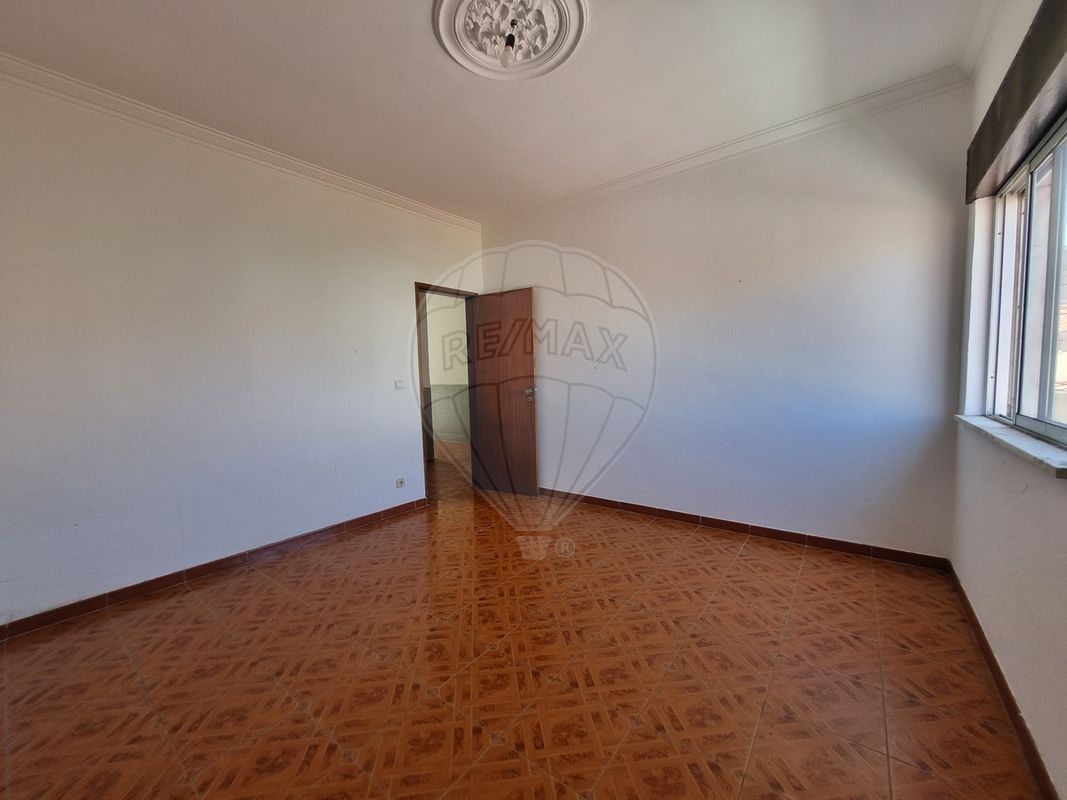 listing 120861289-25 picture-0