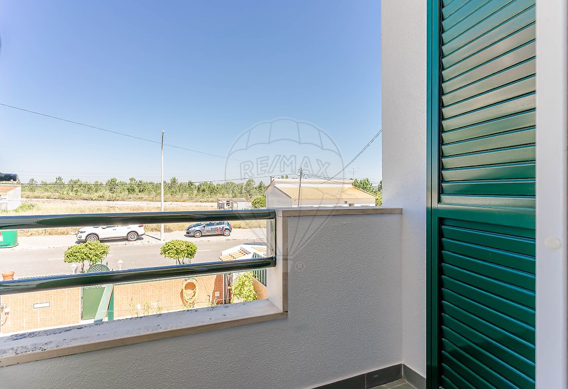 listing 120861121-371 picture-0
