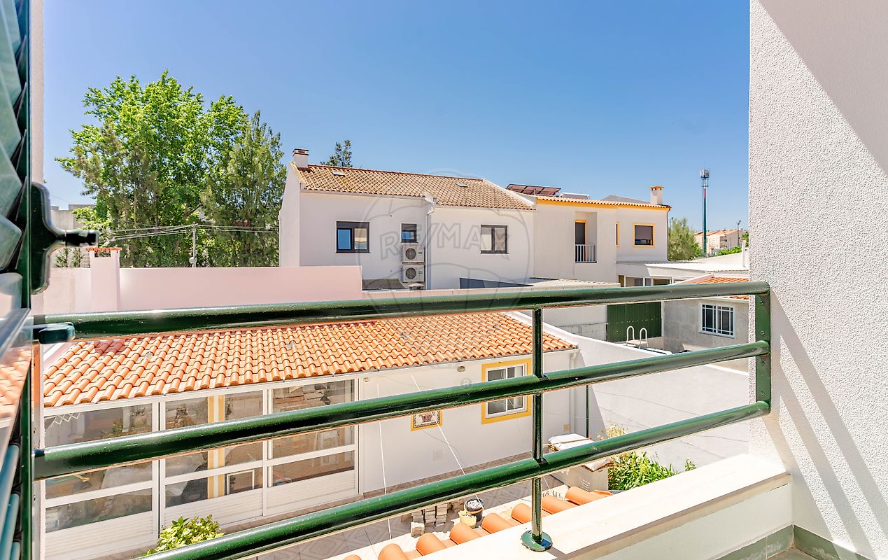 listing 120861121-371 picture-0