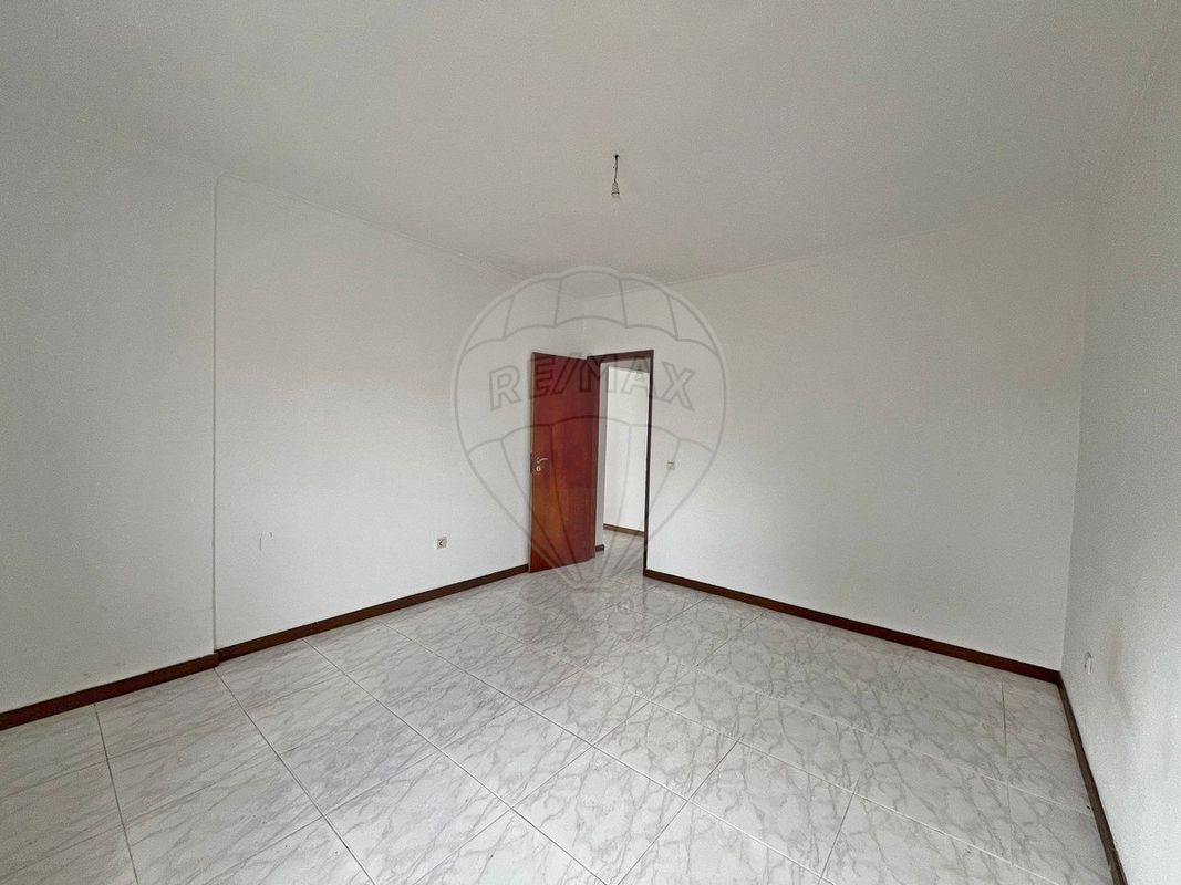 listing 120861374-2 picture-0
