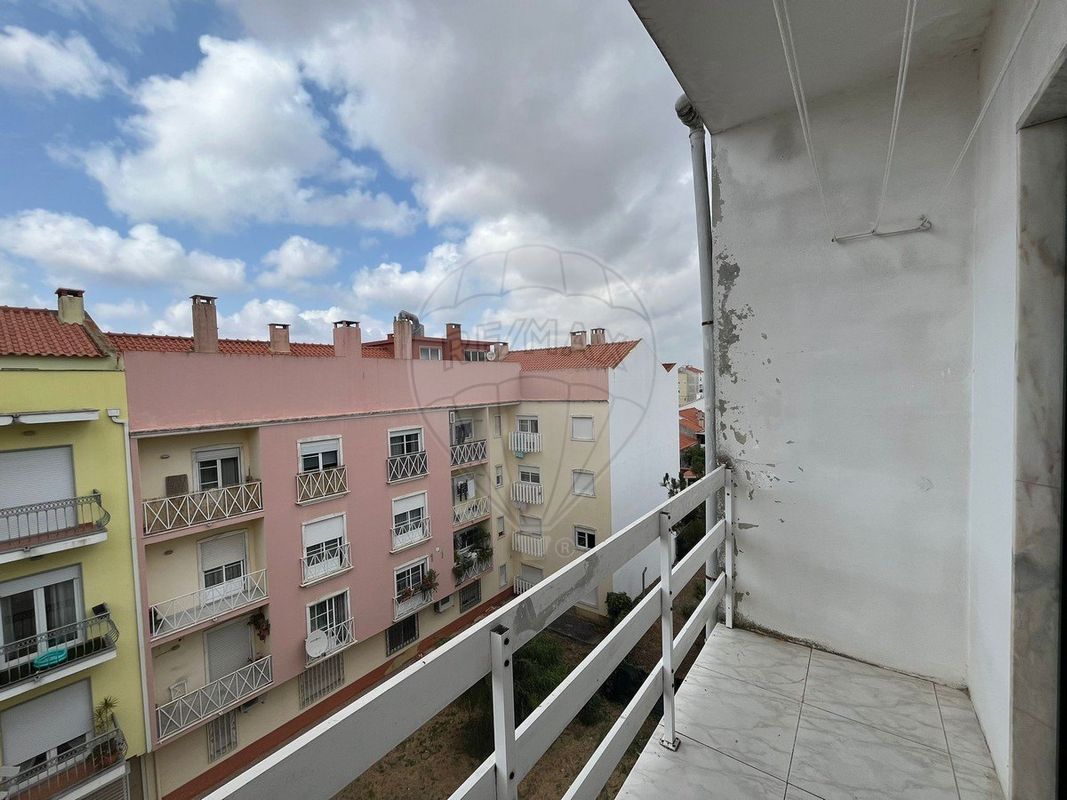 listing 120861374-2 picture-0