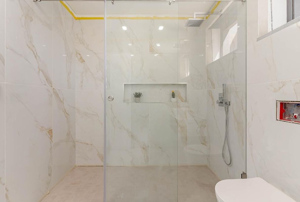 listing 120861106-376 picture-0