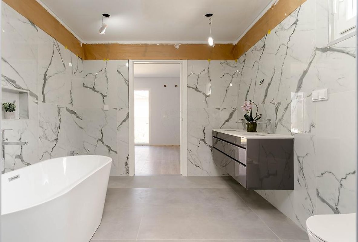 listing 120861106-376 picture-0