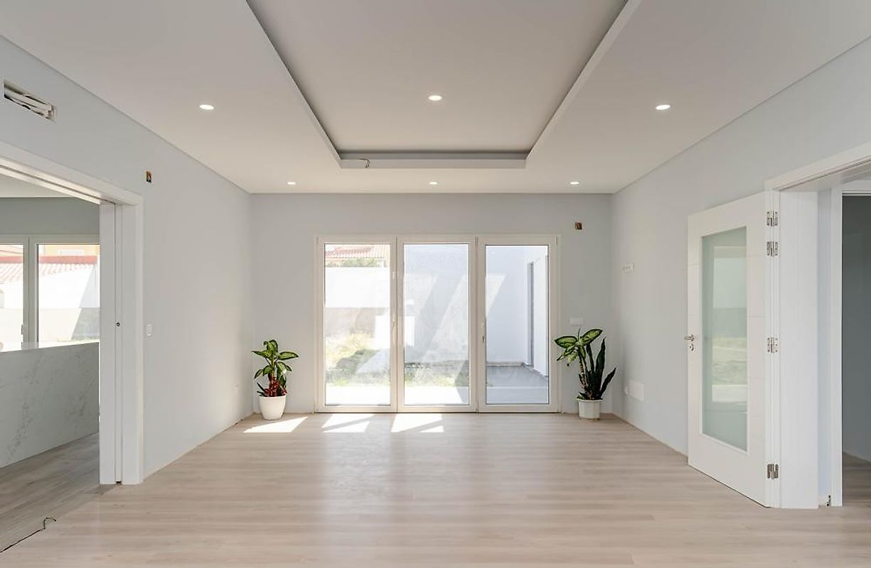 listing 120861106-376 picture-0