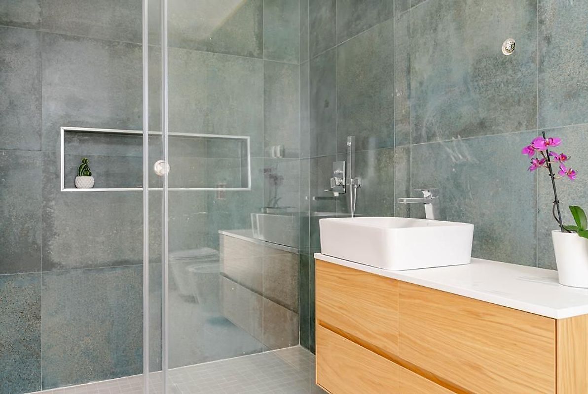 listing 120861106-376 picture-0