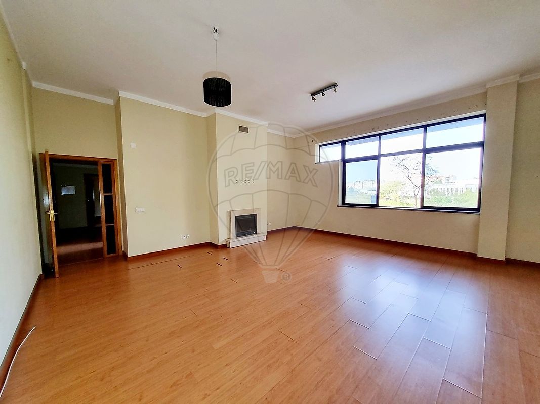 Apartamento T3 à venda em São Sebastião, Rio Maior — foto 8