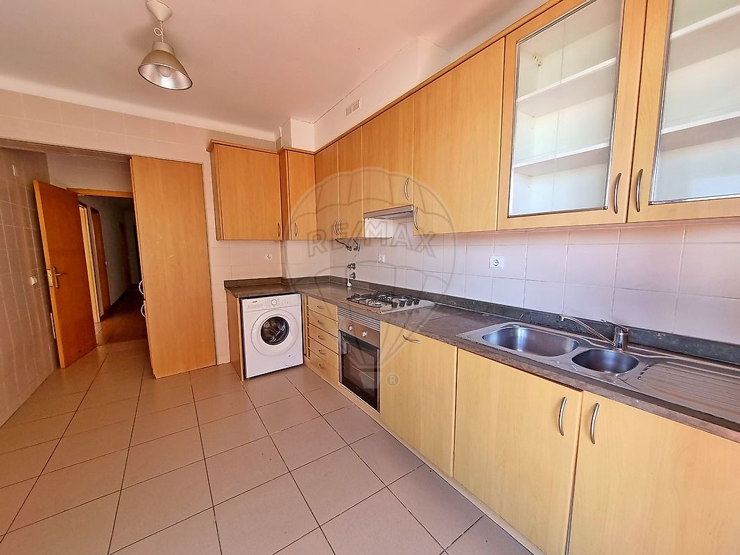 Apartamento T3 à venda em Setúbal