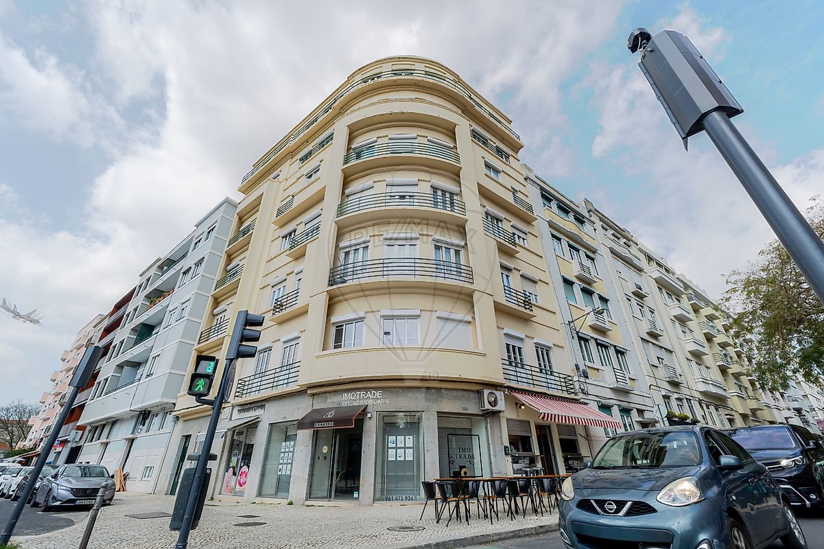 Apartamento T6 à venda em Lisboa