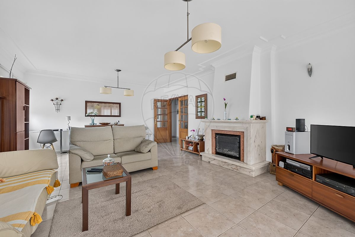 Apartamento T3 à venda em Barreiro